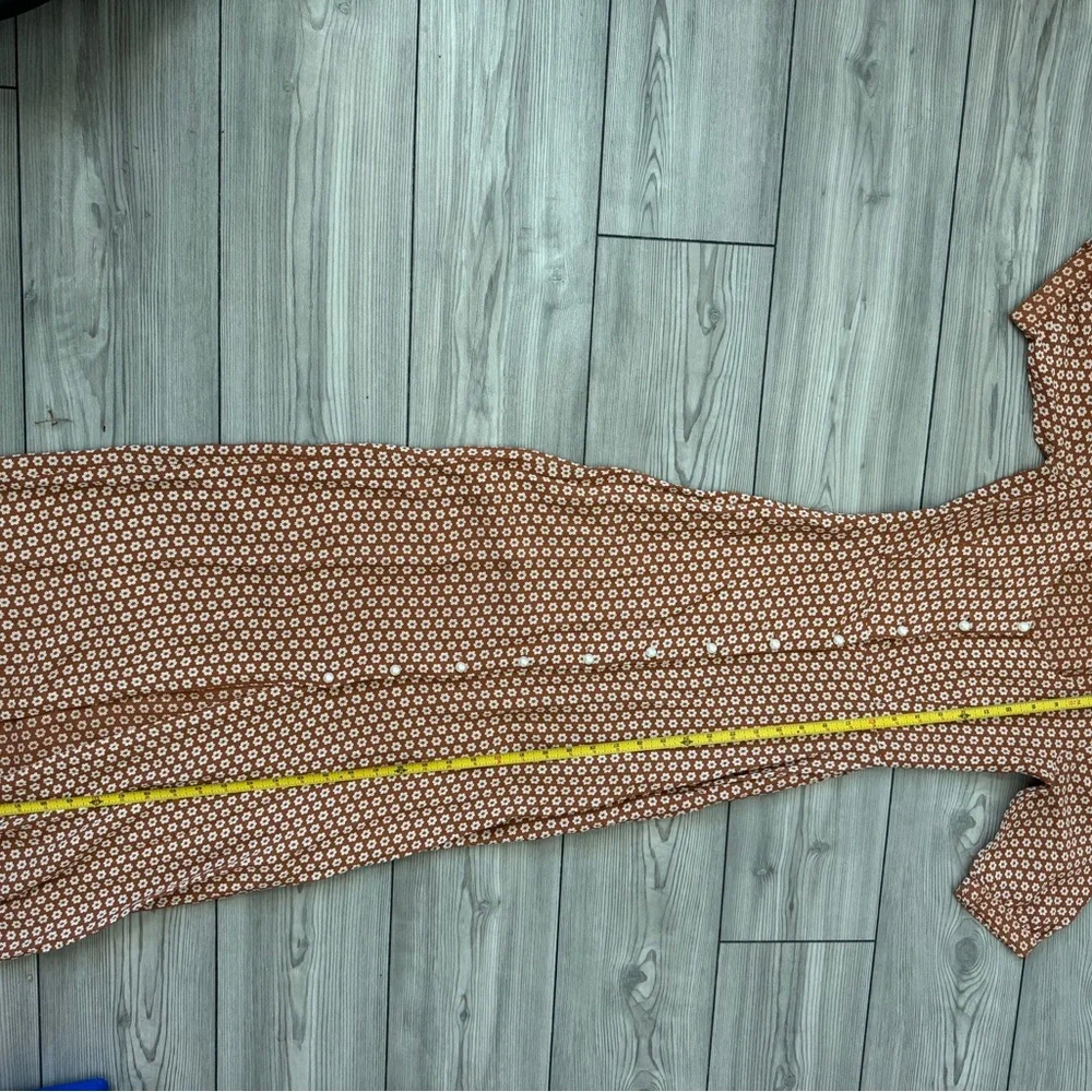 Elegant Polka Dot Maxi Dress - Picture 10 of 12